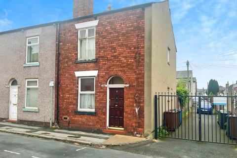 2 bedroom end of terrace house to rent, Bold St, Leigh