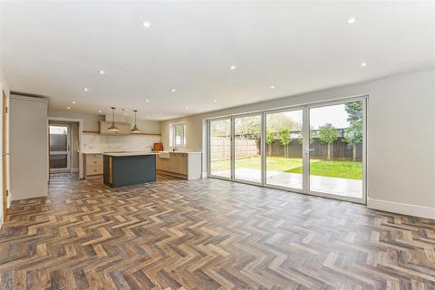 4 bedroom detached house for sale, Denmead, Hampshire