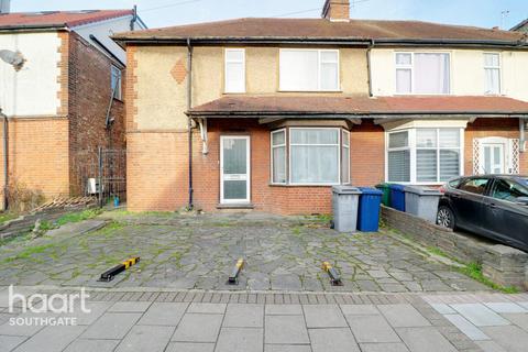 3 bedroom semi-detached house for sale, Brookhill Road, Barnet