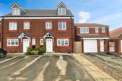 4 bedroom semi-detached house for sale, Gamble Avenue, Fleckney LE8