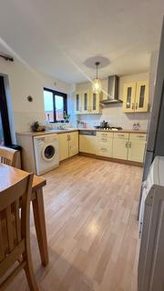 3 bedroom end of terrace house to rent, Cromer Way Luton LU2 7DB