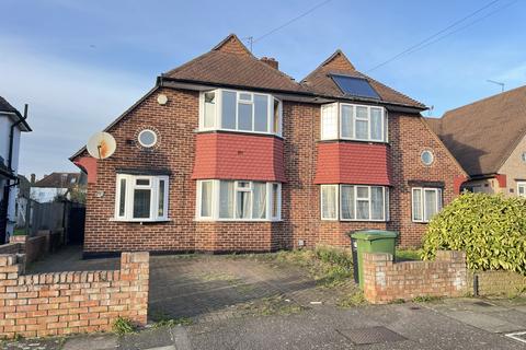 4 bedroom semi-detached house to rent, Woodham Road, London SE6