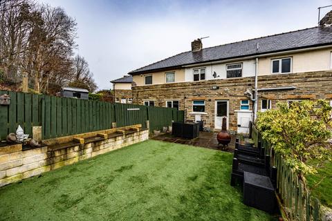 2 bedroom terraced house for sale, Adgil Crescent, Halifax HX3