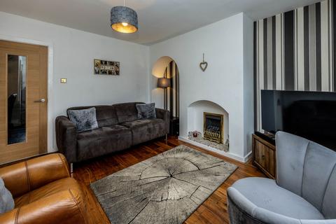 11 Adgil Crescent, Halifax, HX3 9SD