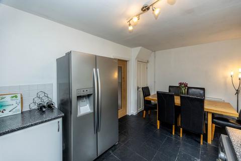 11 Adgil Crescent, Halifax, HX3 9SD