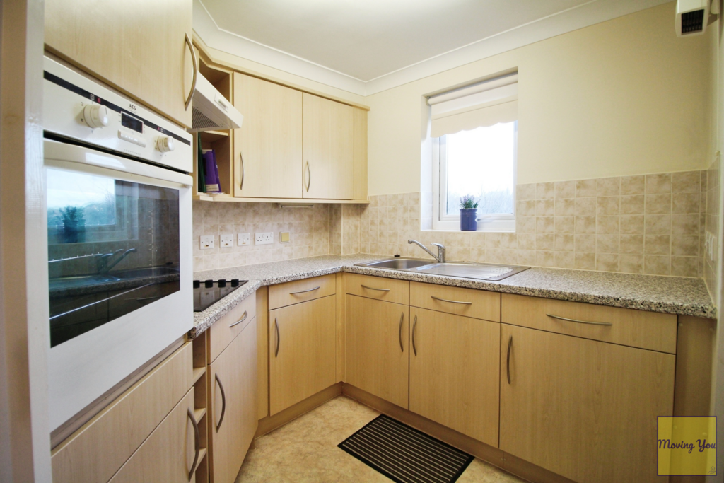 Kitchen.JPG