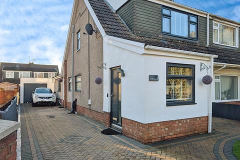 3 bedroom semi-detached house for sale, Glyn Bedw, Llanbradach, Caerphilly