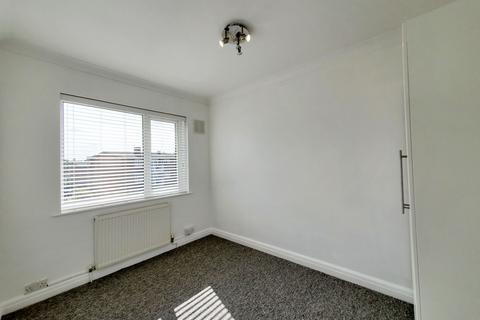 2 bedroom maisonette for sale, Uphill Drive, London