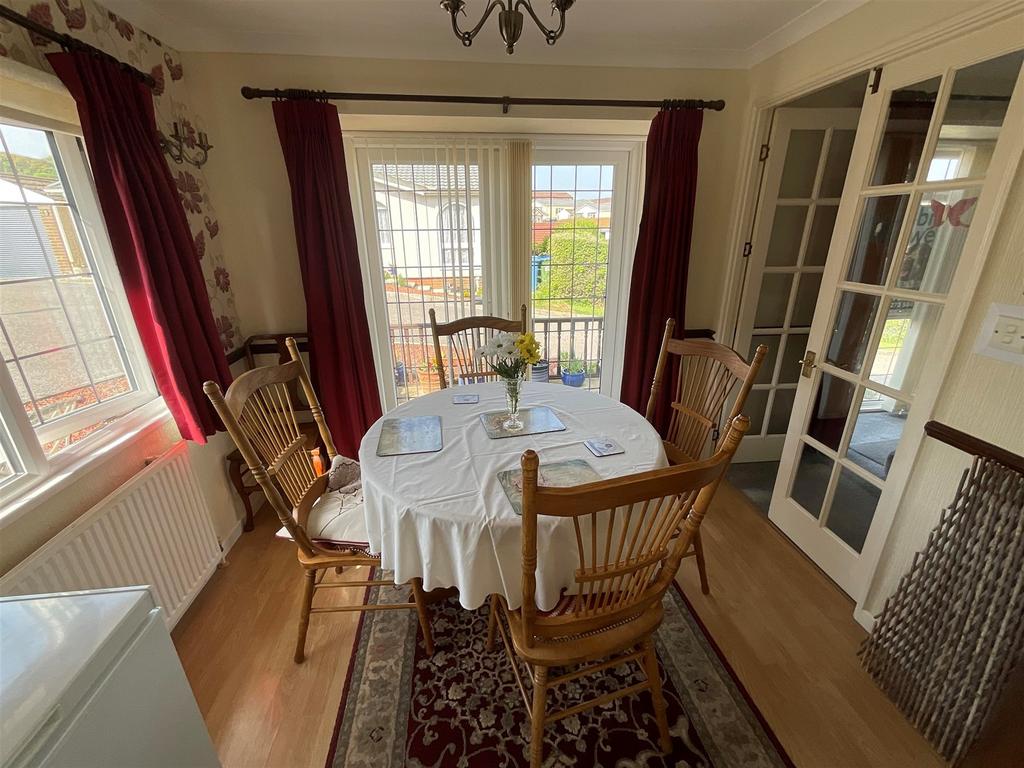 Dining Room (New)