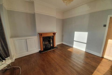 3 bedroom terraced house to rent, Stirchley, Birmingham B30