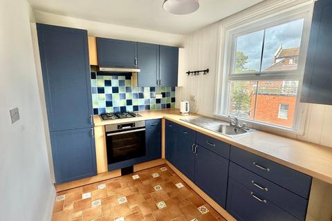 2 bedroom apartment to rent, Bouverie Road West, Kent CT20