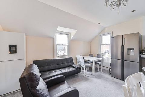 3 bedroom flat for sale, Leigham Court Road, Streatham Hill, London, SW16