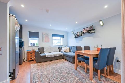 2 bedroom flat for sale, New Wanstead, Wanstead, London, E11