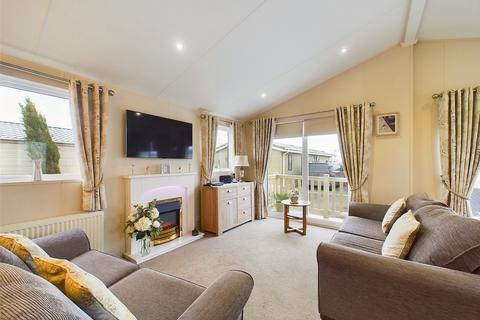 2 bedroom park home for sale, Tewkesbury Road, Norton, Gloucester, Gloucestershire, GL2