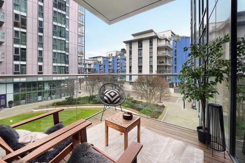 2 bedroom apartment for sale, Eastfields Avenue, London, SW18