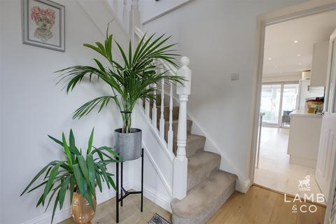 15 Abbey Crescent, Thorpe Le Soken, Clacton-on-sea, CO16 0LH
