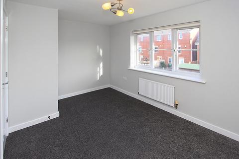 2 bedroom end of terrace house to rent, TIVIDALE, Wilson Drive