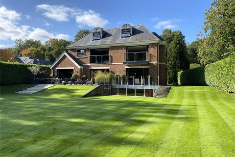 5 bedroom detached house for sale, Broadwater Close, Burwood Park, KT12