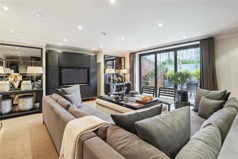 5 bedroom detached house for sale, Broadwater Close, Burwood Park, KT12