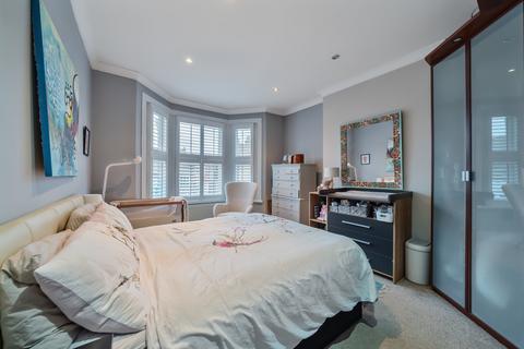 3 bedroom maisonette for sale, Radford Road, London