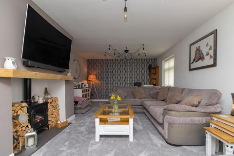 4 bedroom chalet for sale, Hillcroft Road, Herne Bay, CT6