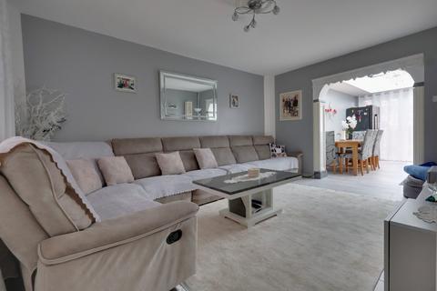 4 bedroom end of terrace house for sale, Medina Road, Cosham, Portsmouth