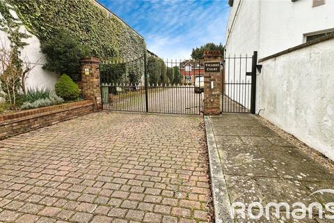 undefined, Villier Court, Villier Street, Uxbridge