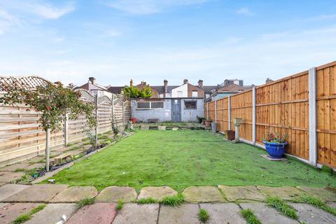 3 bedroom house for sale, Garner Road, Walthamstow, E17