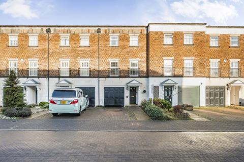 4 bedroom terraced house for sale, Cavendish Walk, Epsom KT19