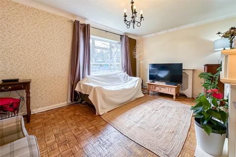 3 bedroom end of terrace house for sale, Chestnut Drive, St Albans, Hertfordshire, AL4