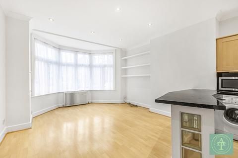 1 bedroom flat for sale, Station Road, N21