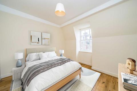 3 bedroom flat for sale, Fortis Green, London N10