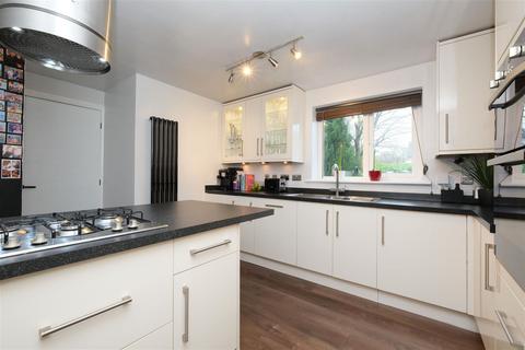 3 bedroom detached house for sale, Dalby Avenue, Harrogate, HG2 7TW