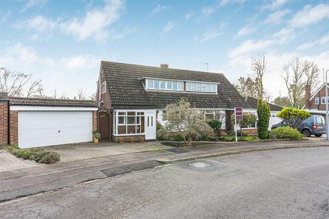 3 bedroom semi-detached bungalow for sale, Bury Close, Harlington