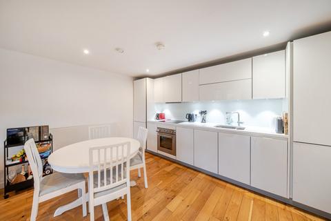2 bedroom flat for sale, Offenham Road, Oval, London, SW9