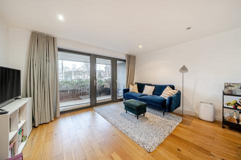 2 bedroom flat for sale, Offenham Road, Oval, London, SW9