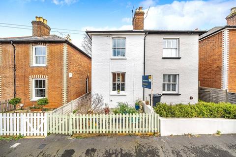 2 bedroom semi-detached house for sale, High Path Road, Guildford GU1