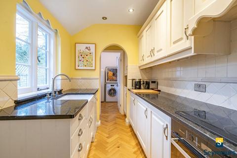 2 bedroom semi-detached house for sale, High Path Road, Guildford GU1