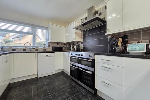 4 Cromwell Close, Torrington, EX38 7DF