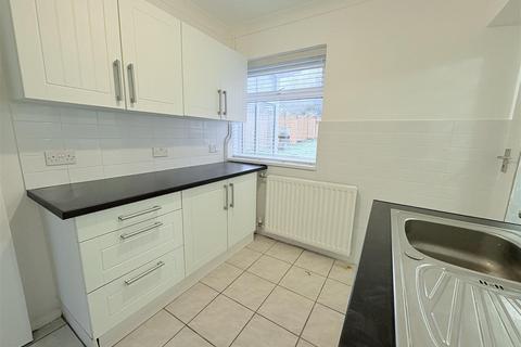 3 bedroom semi-detached house to rent, 209 Aldersley Road, Claregate