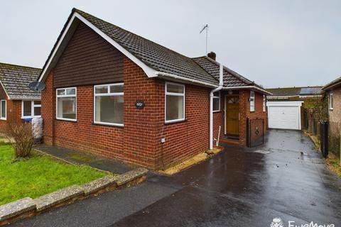 3 bedroom detached bungalow for sale, 8 Moot Gardens, Downton, Salisbury