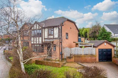 3 bedroom detached house for sale, Woollin Crescent, Wakefield WF3