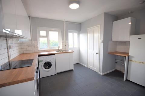 3 bedroom terraced house to rent, Lynton Road, BRISTOL BS3