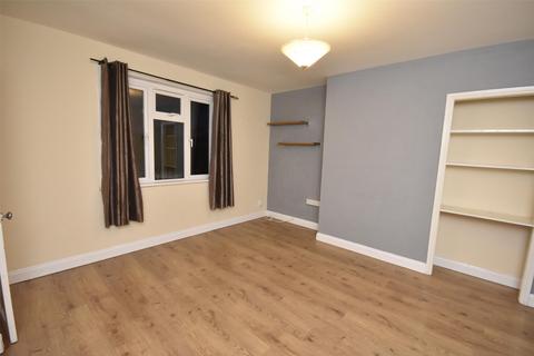 3 bedroom terraced house to rent, Lynton Road, BRISTOL BS3