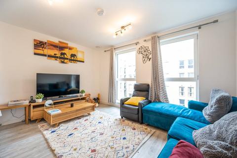 2 bedroom maisonette for sale, Castle Street, East Ham, LONDON, E13