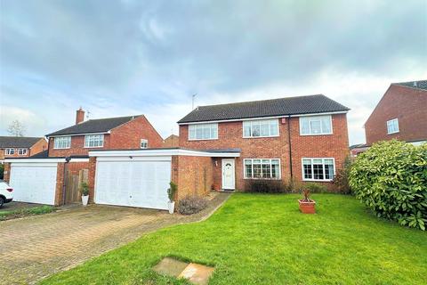 5 bedroom detached house for sale, Penrith Way, Aylesbury HP21