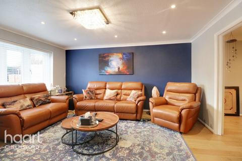 4 bedroom detached house for sale, Dunmore Road, Chelmsford