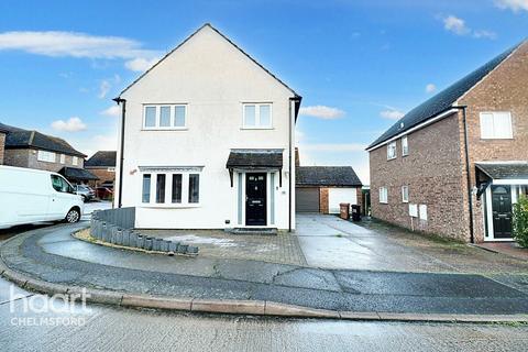 4 bedroom detached house for sale, Dunmore Road, Chelmsford