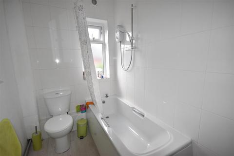 3 bedroom end of terrace house for sale, 28 Grosvenor Square, Sharrow, S2 4NS