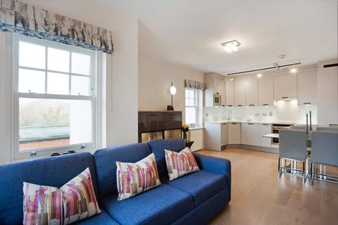 1 bedroom flat for sale, Fulham Road, Fulham, London